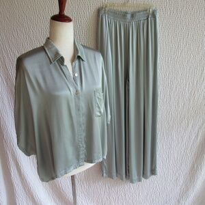 Rose & Crown Fine Lingere Pajamas Lounge Set L Top Pants Blue Gray Tall Gal Sati